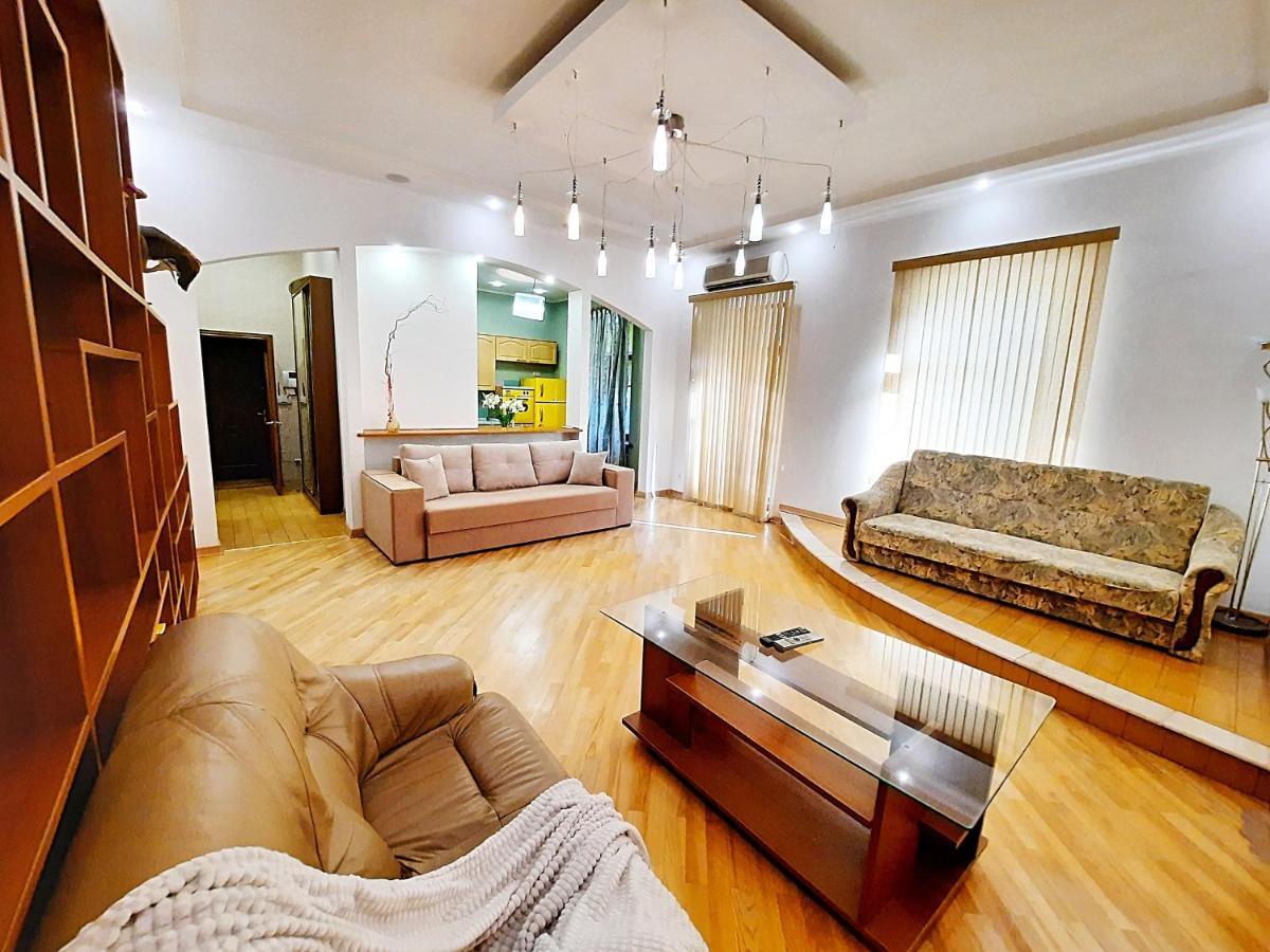 Apartment Alex Apartments: Two-level Flat With 24/7 Self Check-in