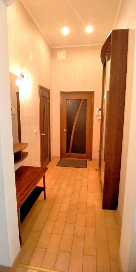 Alex Apartments: Two-level Flat With 24/7 Self Check-in Apartment